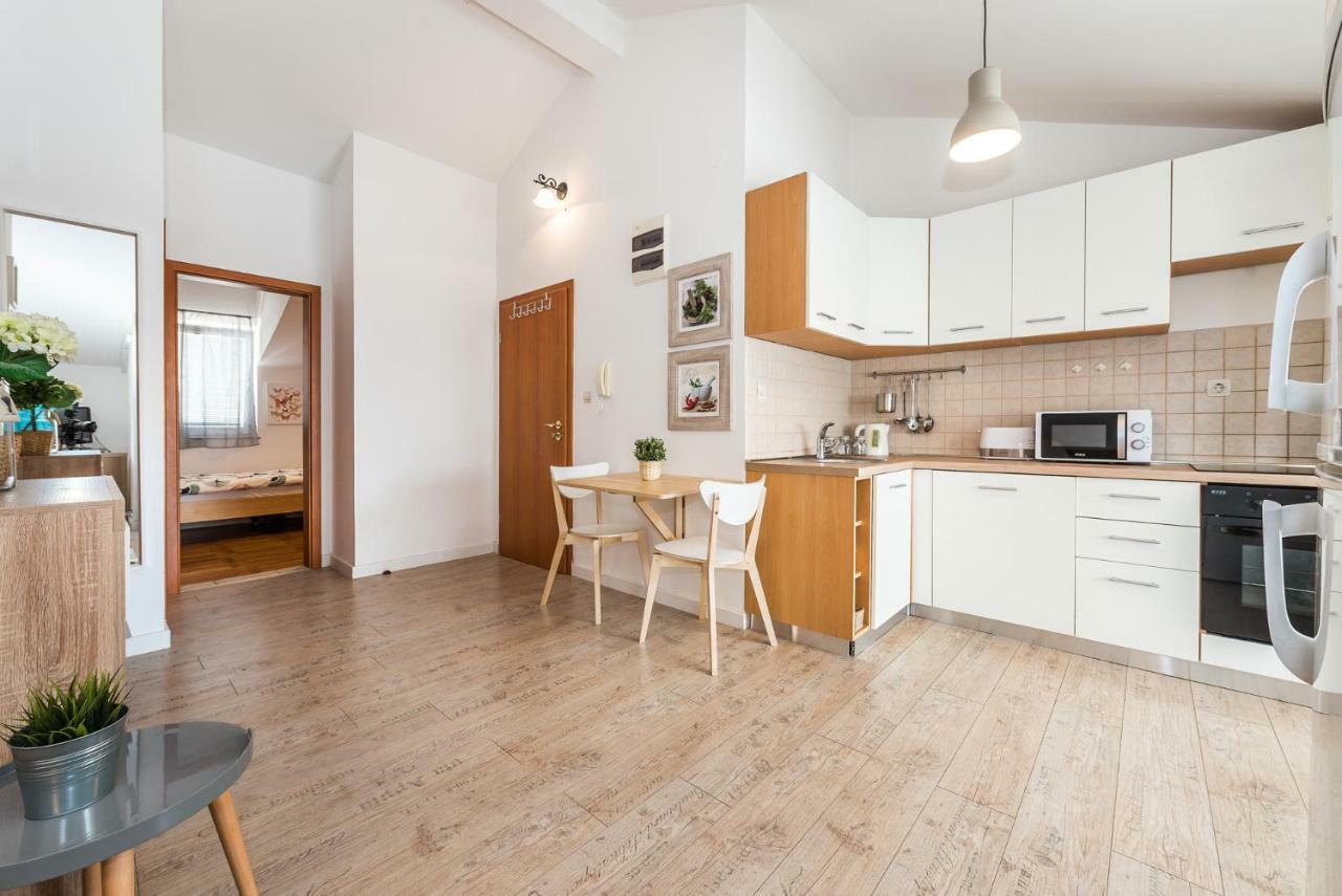 Apartman Karla Mara Ana Ivan & Jo Srima Eksteriør bilde