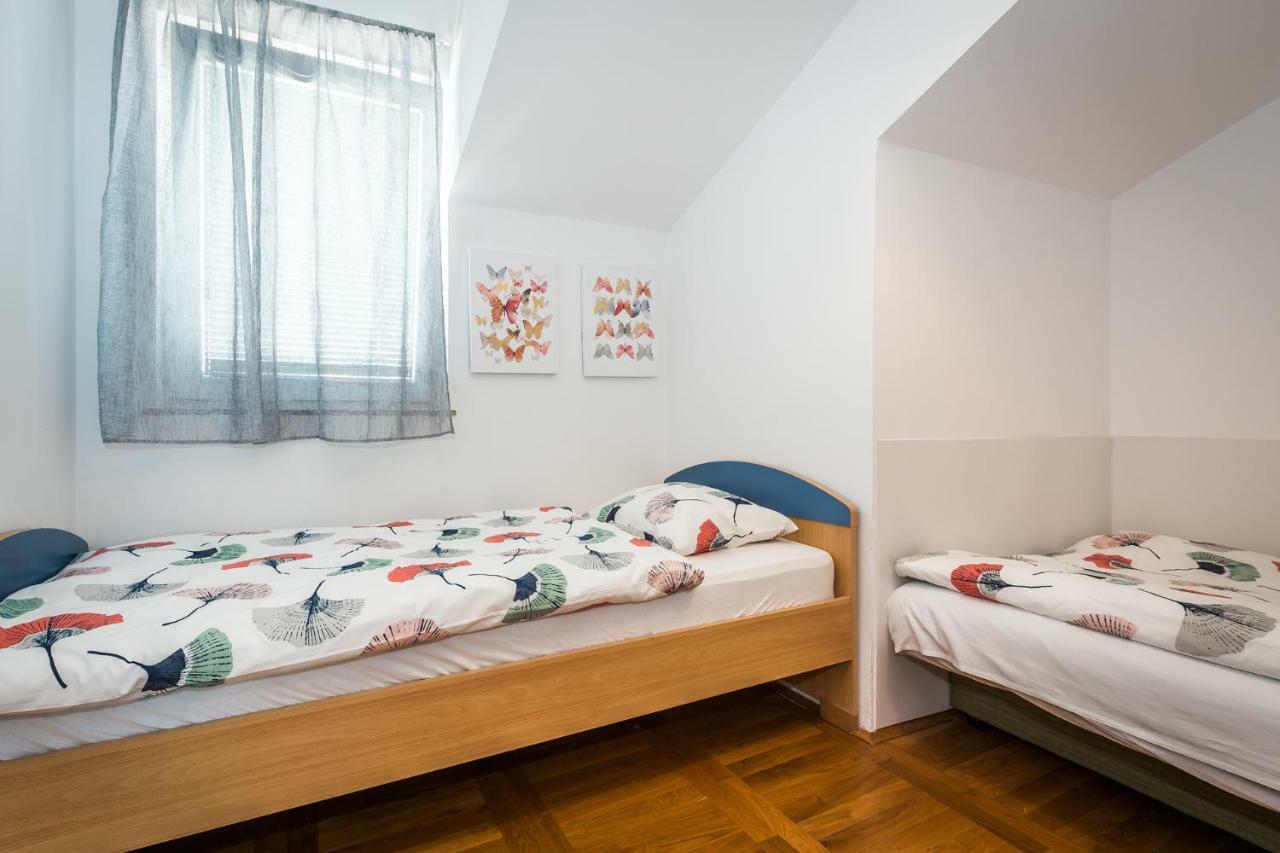 Apartman Karla Mara Ana Ivan & Jo Srima Eksteriør bilde