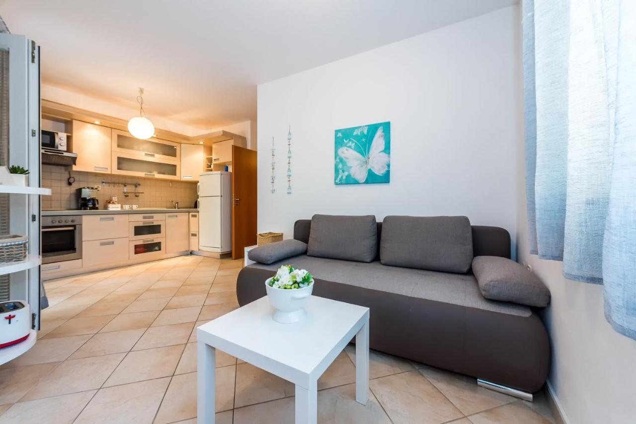 Apartman Karla Mara Ana Ivan & Jo Srima Eksteriør bilde